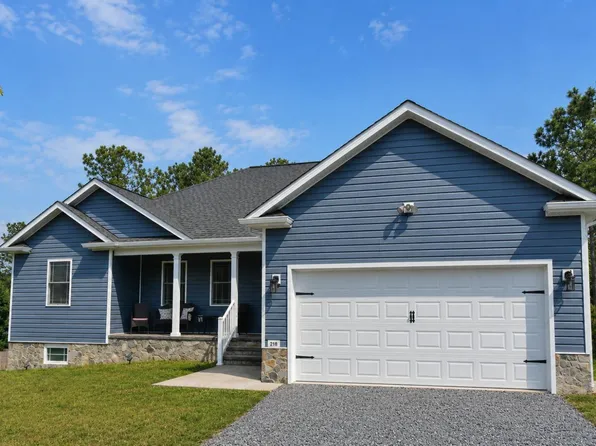 218 Mansfield Dr, Madison Heights, VA 24572