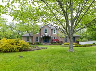 9879 Kittywood Dr, Cincinnati, OH 45252