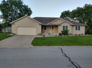 57468 Blackhawk Dr, Goshen, IN 46528