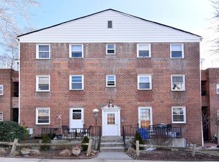 15 Leewood Cir APT 5R, Eastchester, NY 10709