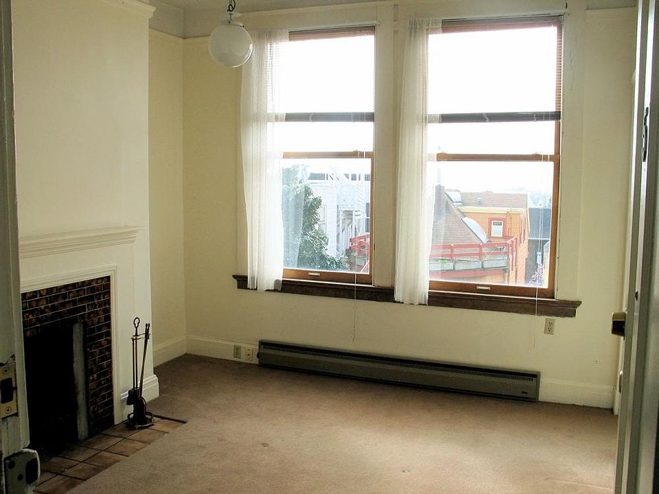 2nd image of 867 Ashbury St APT 5