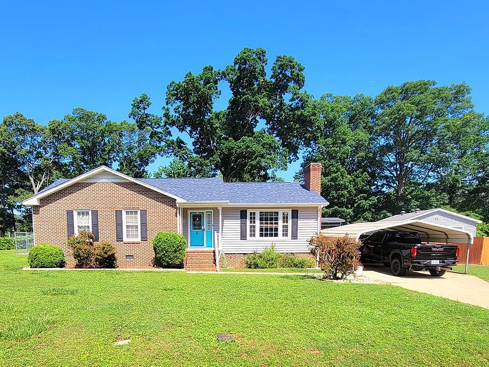 1st image of 110 Westwood Dr
