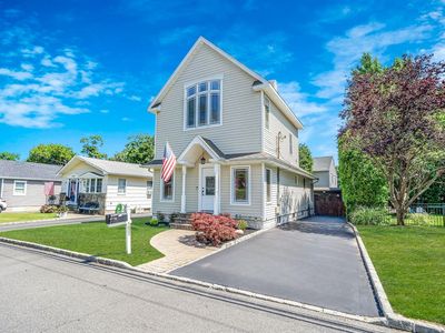 1025 Harrison Drive, Centerport, NY, 11721
