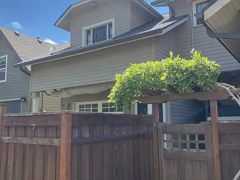 1204 SE 50th Ave — Photo 19