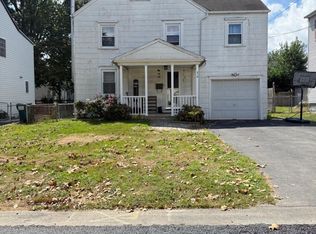 214 Pine Rd, Wallingford, PA 19086