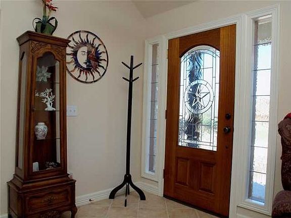 5th image of 239 Blanco Dr