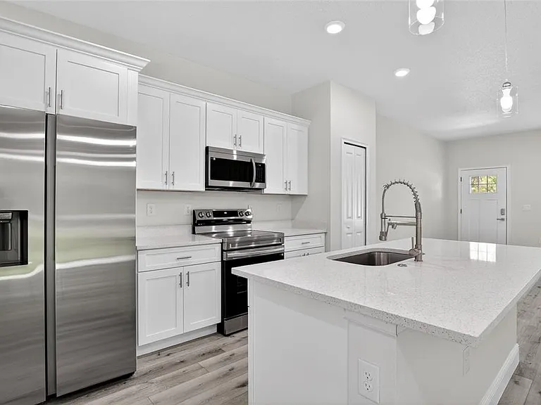 7938 N Maltese Dr — Photo 6