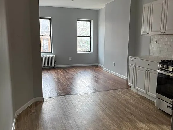 155 E 2nd St APT 4D, New York, NY 10009