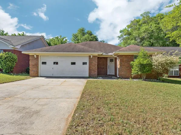 3074 Achey Dr, Enterprise, AL 36330