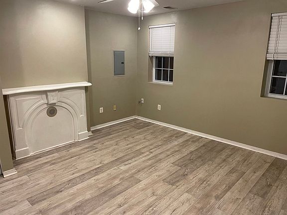 4th image of 909 S 21st St #2