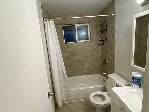 4th image of 5621 204th St SW #2