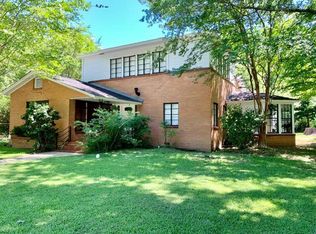511 Tenaha St, Center, TX 75935