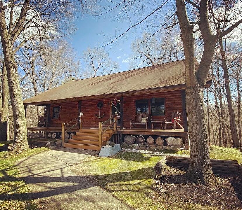 1st image of 920 Highland Dr