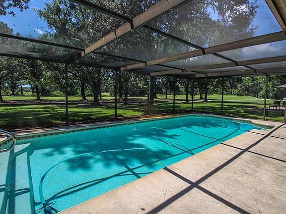 3rd image of 3579 Fairway Forest Dr