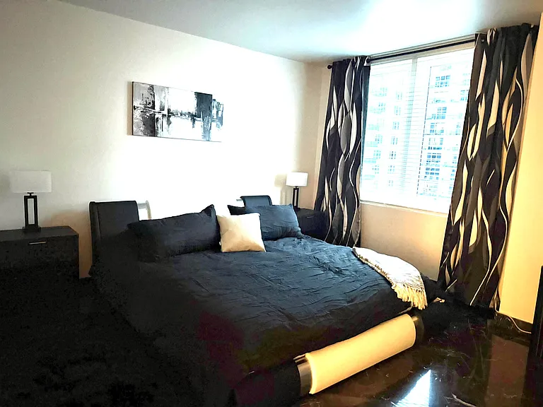 2301 Collins Ave #817 — Photo 50