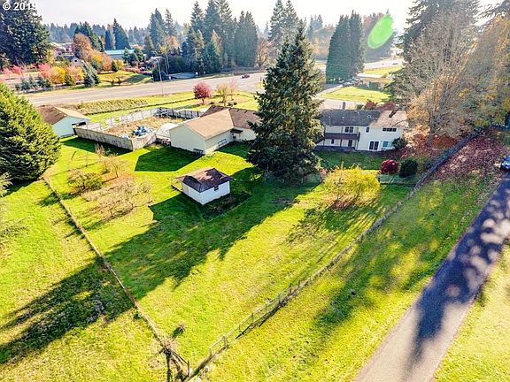 2nd image of 11700 NE 154th St