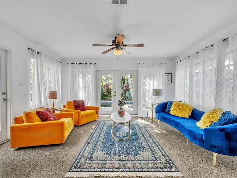 1850 Whitehall Dr — Photo 14