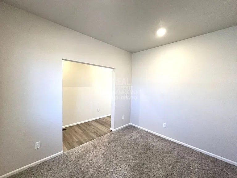 6764 Wiper Way — Photo 5