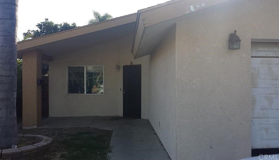 1st image of 1044 Broad Ave