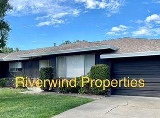 7296 Farm Dale Way, Sacramento, CA 95831