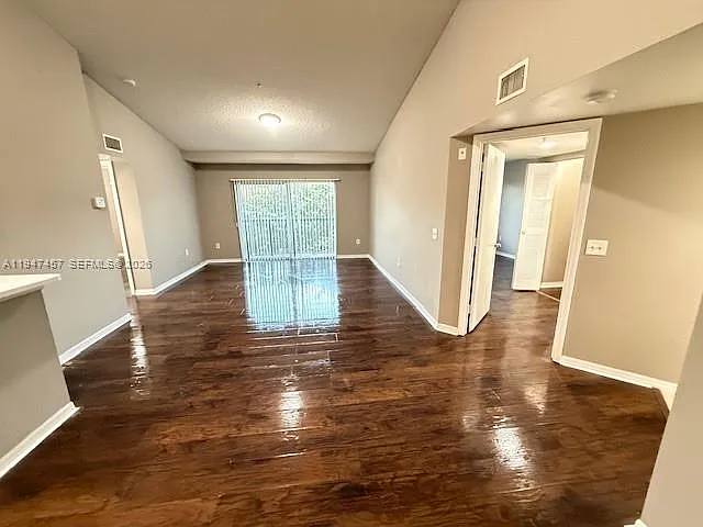 4167 N Haverhill Rd #1113 — Photo 5