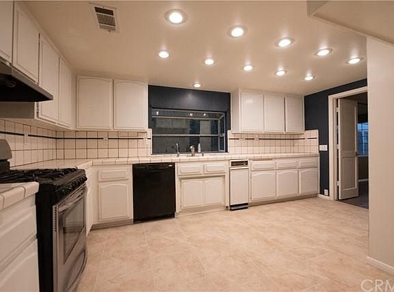 5th image of 17945 Ironwood Ln