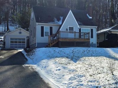 805 Jefferson Street, Newell, WV, 26050