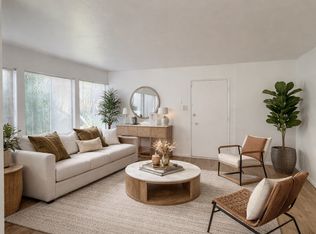 2910 Revere Ave #2, Oakland, CA 94605