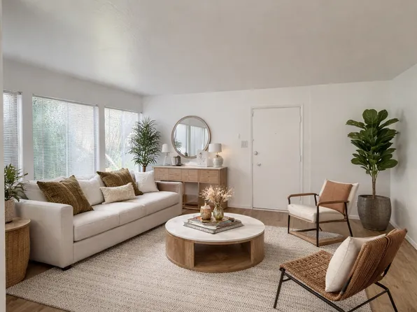 2910 Revere Ave #2, Oakland, CA 94605