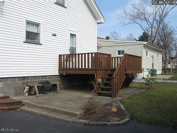 3rd image of 4816 Damon Ave NW