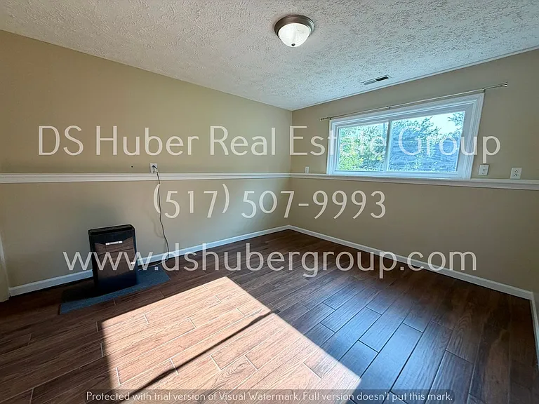 330 N Church St — Photo 7