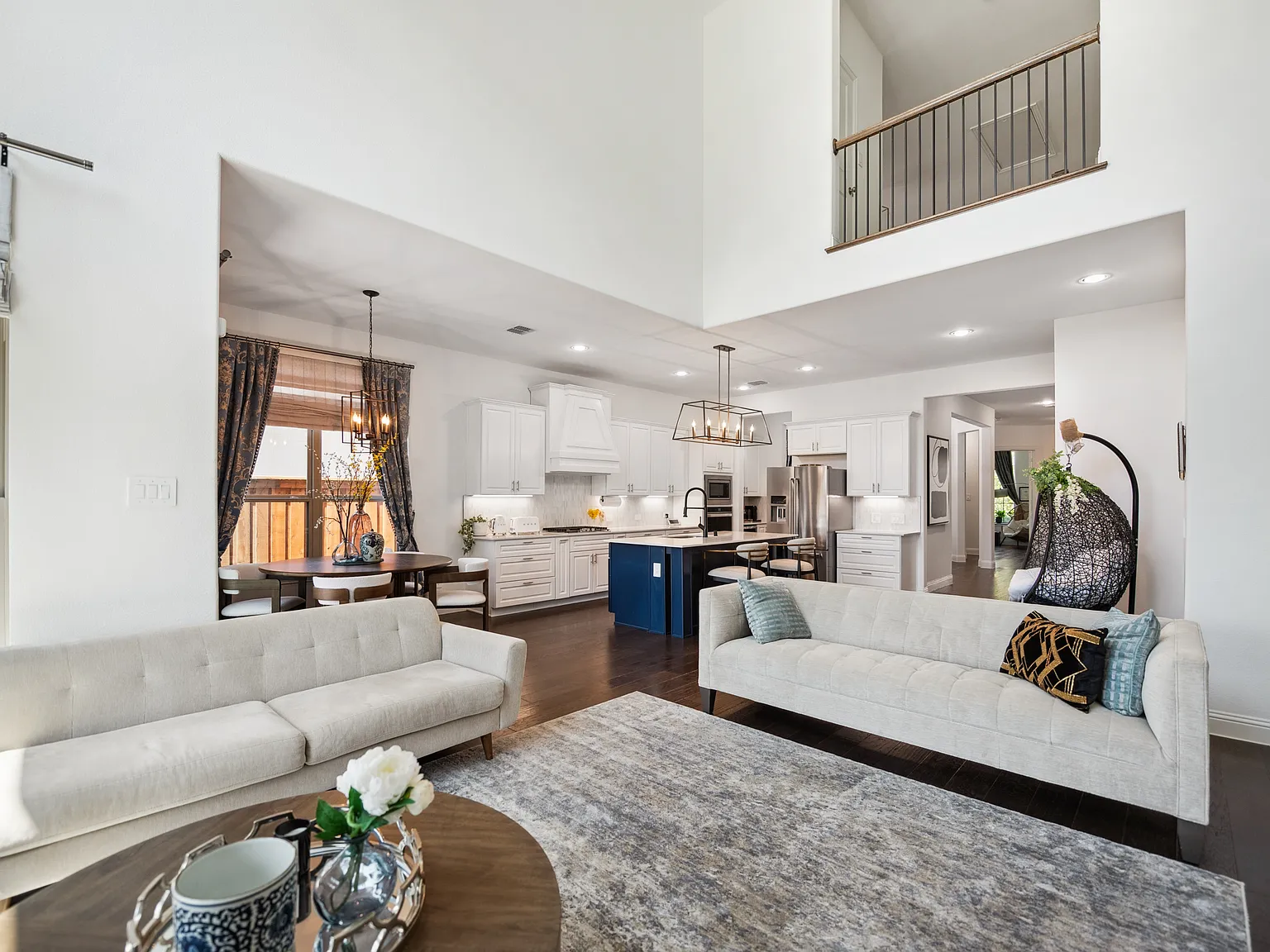 8234 Vitex Ave — Photo 4