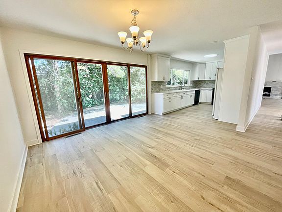 3rd image of 3897 Hancock Dr