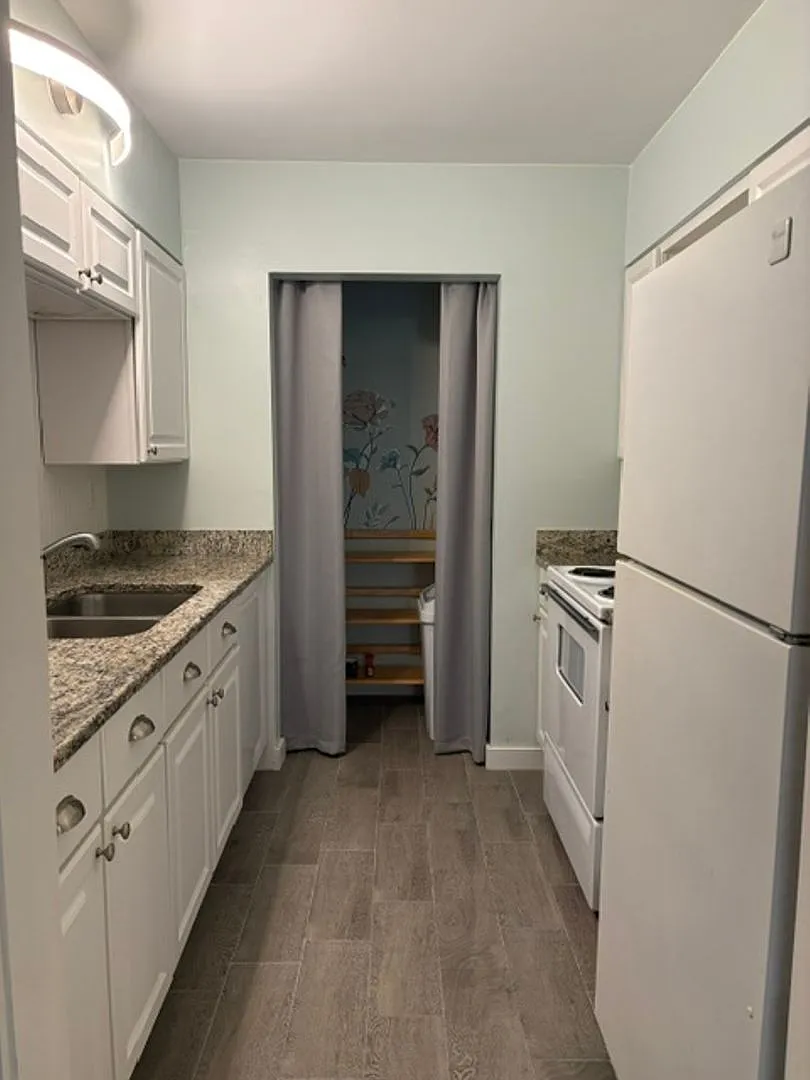 209 Miracle Strip Parkway Apt F104, Mary Esther FL 32569 — Photo 4