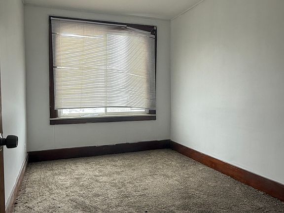 4th image of 1180 Fort St #3
