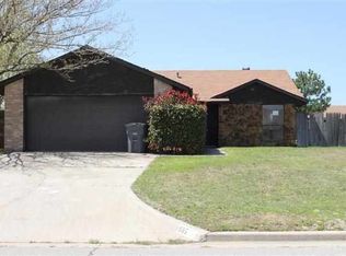 605 SW 62nd St, Lawton, OK 73505