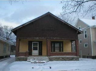 1904 Francis Ave SE, Grand Rapids, MI 49507