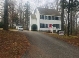 10424 Duryea Dr, Richmond, VA 23235