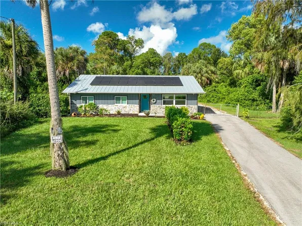1875 21st St SW, Naples, FL 34117