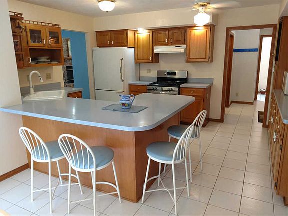 5th image of 1342 Sunmeadow Ln