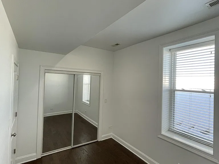1718 N Richmond St #3 — Photo 14