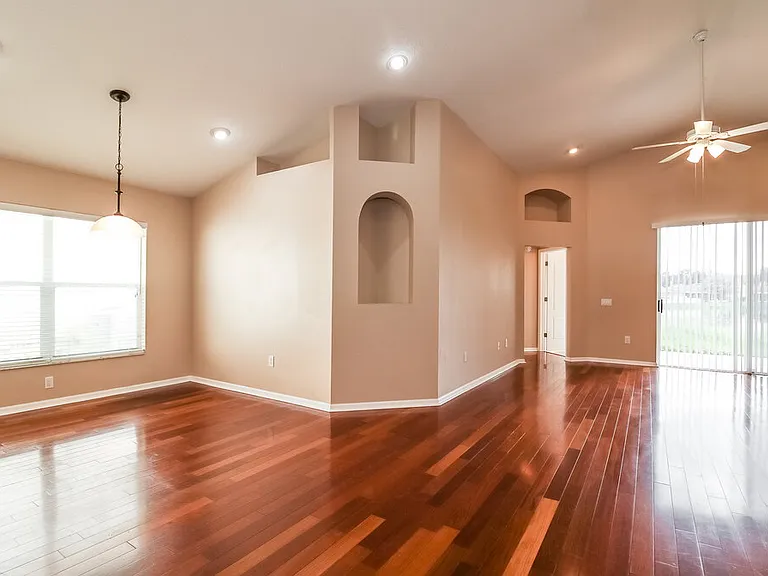 1641 Firewheel Dr — Photo 3