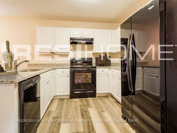 2nd image of 128 Cedar Bend Dr