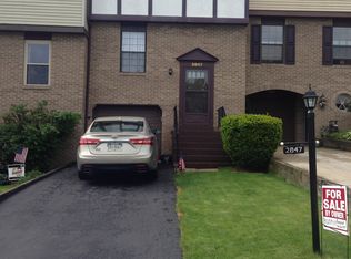 2847 Dolores Dr, South Park, PA