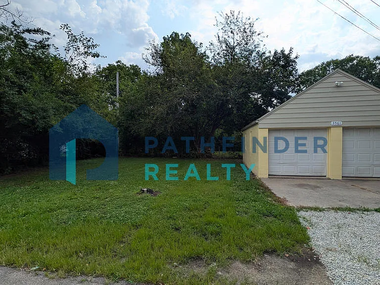 3561 El Paso Ave — Photo 4