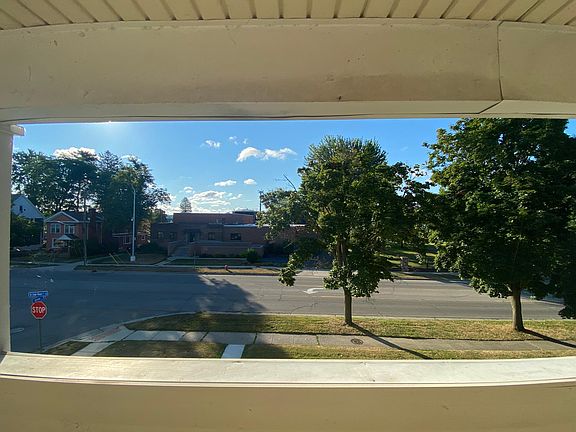5th image of 1523 Saint Clair River Dr #2