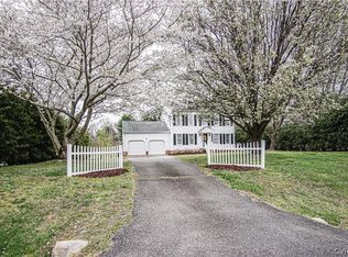 208 Loch Haven Dr, Williamsburg, VA 23188