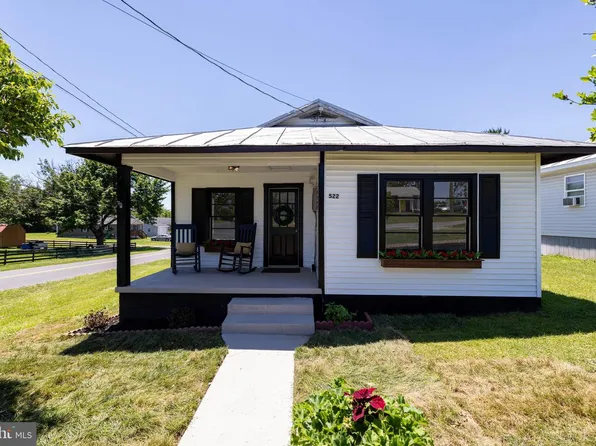 522 Luray Ave, Luray, VA 22835