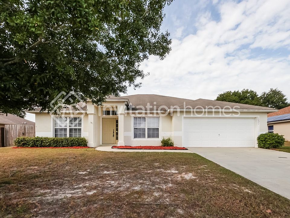 1st image of 1021 Sandhill St