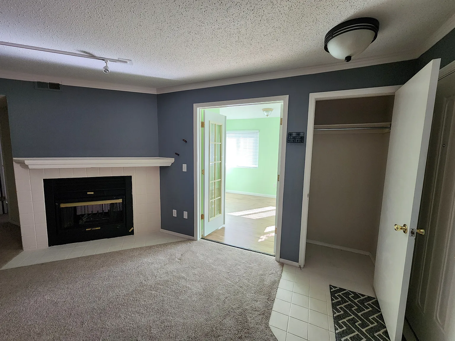 2 bed, 786 sqft, $1,650 — Photo 3